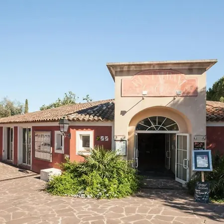 Aux Restanques Du Golfe De St Tropez - Maeva - Climatise Avec Mezzanine 2 Pieces 4 Personnes - Prestige Mae-3700 *