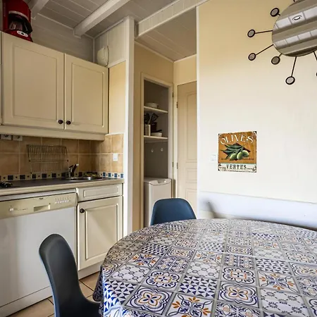 Aux Restanques Du Golfe De St Tropez - Maeva - Climatise Avec Mezzanine 2 Pieces 4 Personnes - Prestige Mae-3700 아파트 그리모